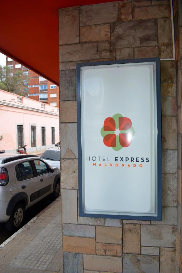 Hotel Express 말도나도 외부 사진